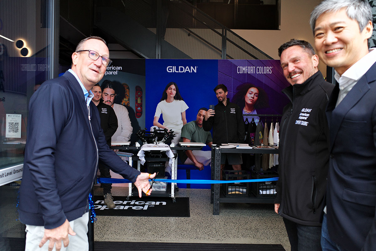 Gildan opens its new warehouse